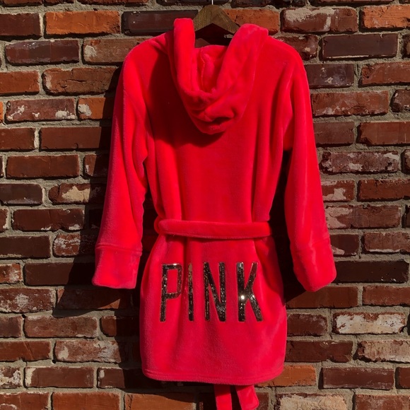 PINK Victoria's Secret Other - VS PINK | bling plush robe